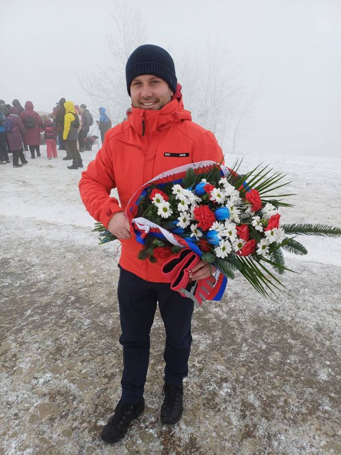 FOTO: Petr v minulosti pracoval jako asistent Josefa Bazala – stránka 9