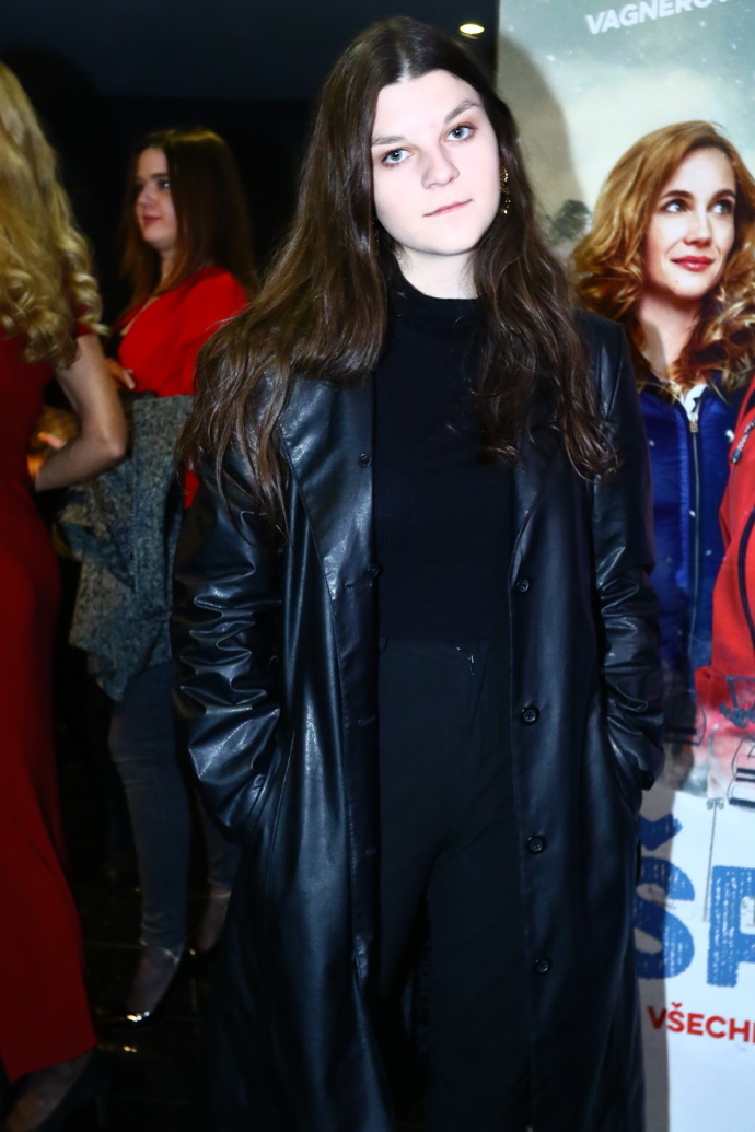 FOTO: Herečka Anna Čtvrtníčková. – stránka 1