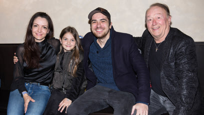 FOTO: Petr Janda s manželkou dcerou a vnukem Petrem v roce 2022.