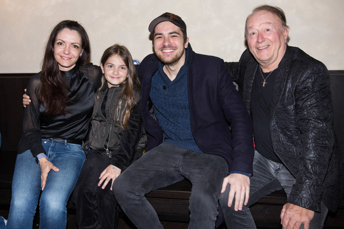 FOTO: Petr Janda s manželkou dcerou a vnukem Petrem v roce 2022.