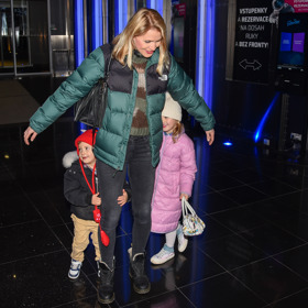 Leontýnka s Oliverem se maminky celou dobu drželi. 