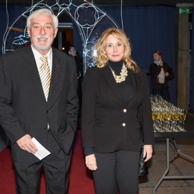 Jan Rosák s manželkou Jiřinou nedávno navštívili premiéru nového muzikálu Pět let zpět.