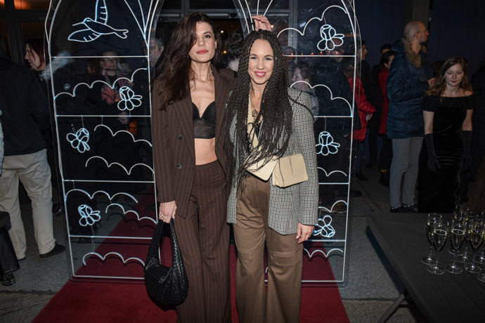 FOTO: Monika Timková v podprsence a Michaela Tomešová v novém vzhledu. – stránka 7