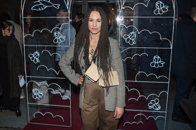 FOTO: Michaela Tomešová se dala na copánky. – stránka 9