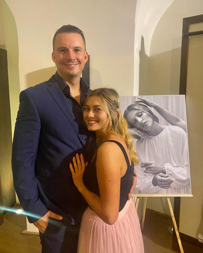 FOTO: Pár spolu rekonstruoval byt. – stránka 2