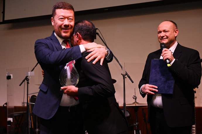 FOTO: Tomio Okamura na akci Spolu s hasiči. – stránka 14