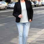 Vlasy měla Jitka Sedláčková podstatně tmavší, což jí přidávalo roky. 