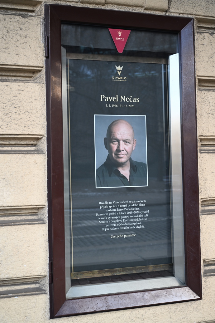 FOTO: Parte v Divadle na Vinohradech. – stránka 127