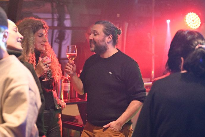 FOTO: Felix Slováček mladší se dobře bavil. – stránka 17