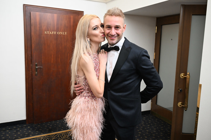 FOTO: Pusa nesmí chybět. – stránka 8