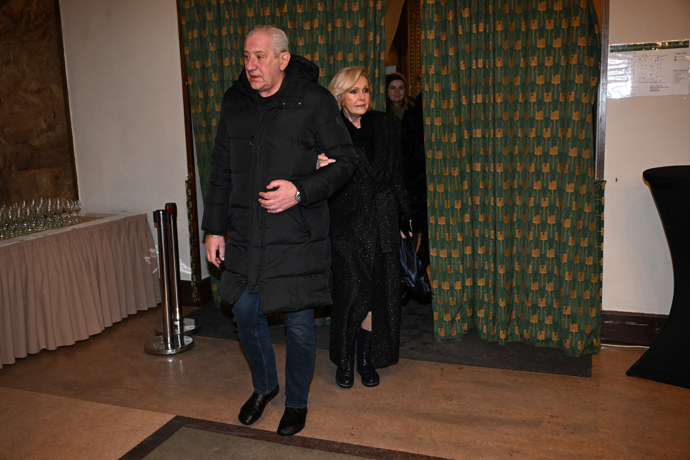 FOTO: Helena Vondráčková dorazila po boku svého muže Martina Michala. – stránka 23