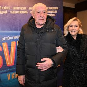 Helena Vondráčková a Martin Michal dorazili v dobré náladě.