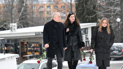 FOTO: Lukáš Vaculík se spolu s Reginou Řandovou přišli rozloučit s Pavlem Nečasem.