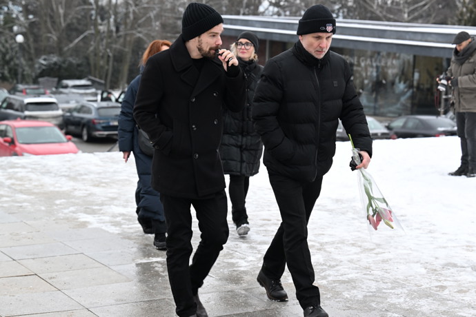 FOTO: Rodina a přátelé přišli dát sbohem Pavlu Nečasovi. – stránka 69