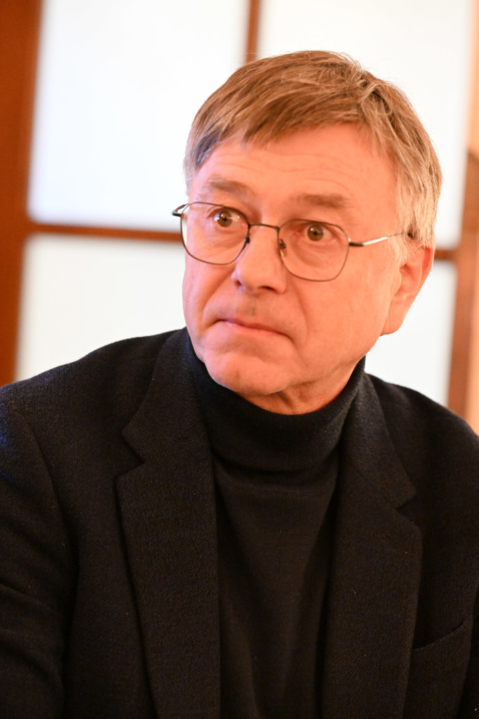 FOTO: Ředitel České televize Hynek Chudárek. – stránka 5