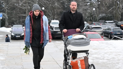 FOTO: Rodina a přátelé přišli dát sbohem Pavlu Nečasovi.