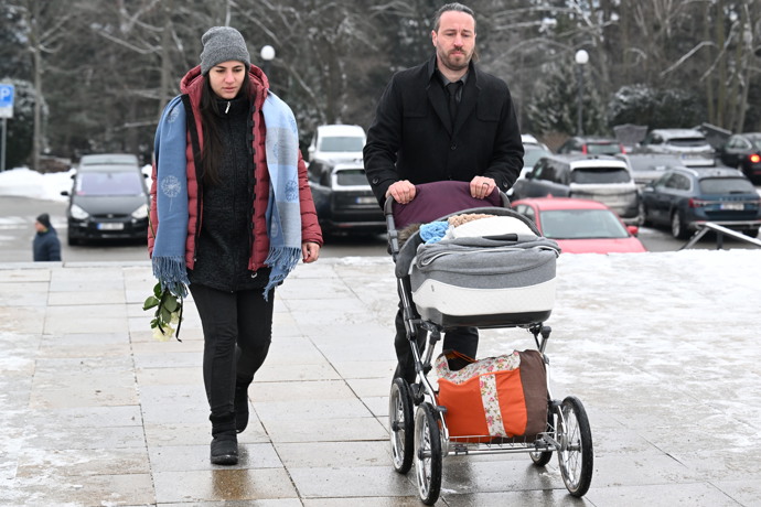 FOTO: Rodina a přátelé přišli dát sbohem Pavlu Nečasovi. – stránka 60