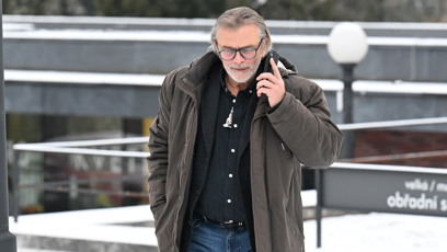 FOTO: Roman Štolpa přišel dát sbohem Pavlu Nečasovi.