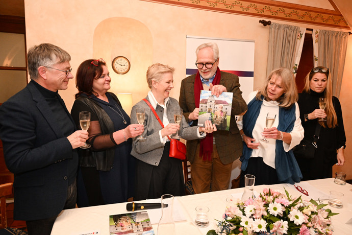 FOTO: Křest nové knihy seriýlu Modrá krev. – stránka 1