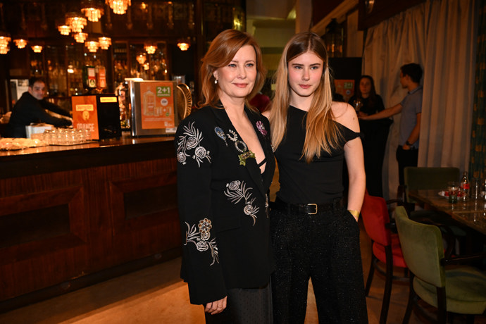 FOTO: Jitka Schneiderová ukázala svou krásnou dceru Sofii Annu Švehlíkovou. – stránka 3