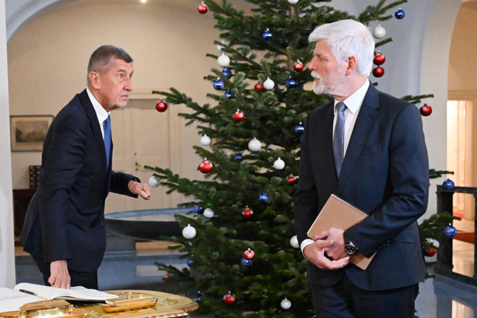 FOTO: Petr Pavel přivítal Andreje Babiše. – stránka 21