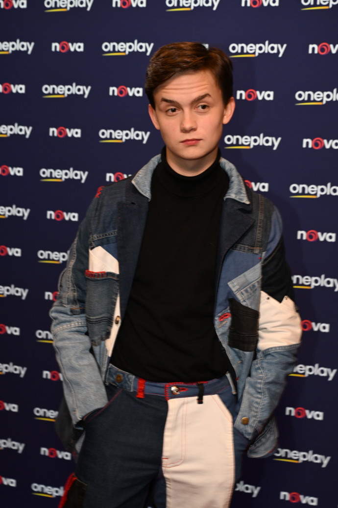 FOTO: Maxmilián Kocek hraje v sérii Metoda Markovič: Straka hlavní roli. – stránka 23