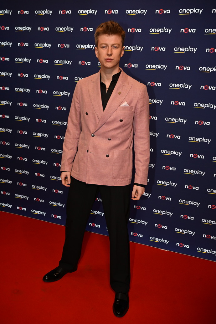 FOTO: Adam Mišík na premiéře série Metoda Markovič: Straka. – stránka 142