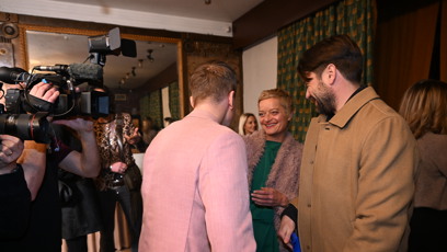 FOTO: Adam Mišík zašel za Václavem Neužilem a jeho manželkou Lenkou.