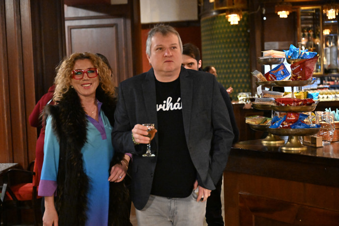 FOTO: Tomáš Jeřábek na premiéře filmu Šviháci. – stránka 48