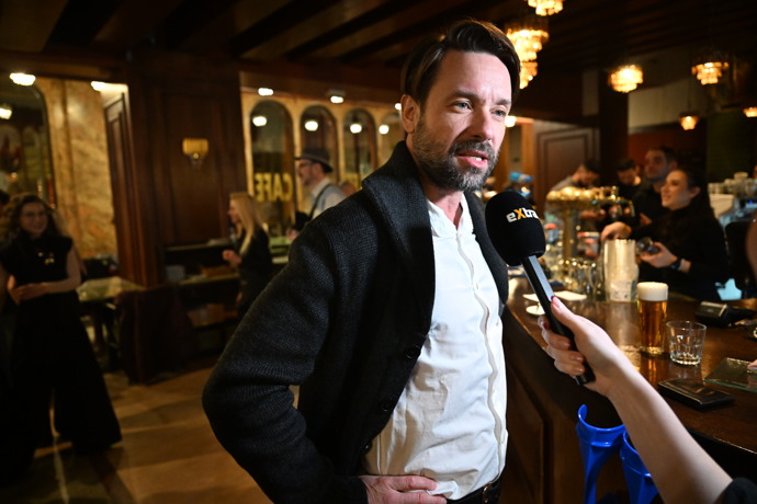 FOTO: Václav Neužil během rozhovoru pro eXtra.cz. – stránka 76