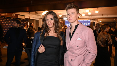 FOTO: Adam Mišík po boku krásné Sáry Rychlíkové.