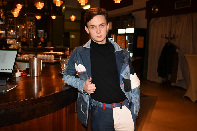 FOTO: Maxmilián Kocek je představitel hlavní postavy v minisérii Metoda Markovič: Straka. – stránka 11