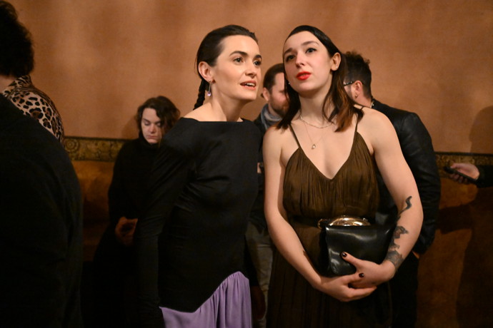 FOTO: Sarah Haváčová na premiéře Metoda Markovič: Straka. – stránka 31