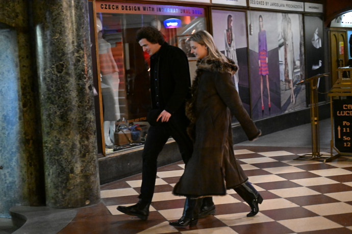 FOTO: Simona Lewandowská si užívala večer. – stránka 1