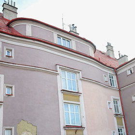 Dům, kde v současnosti bydlí JIří Straka.