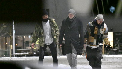 FOTO: Hosté odcházeli ze smutečního karu.