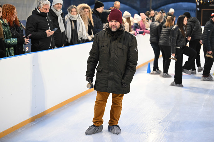 FOTO: Felix Slováček mladší na ledě. – stránka 14