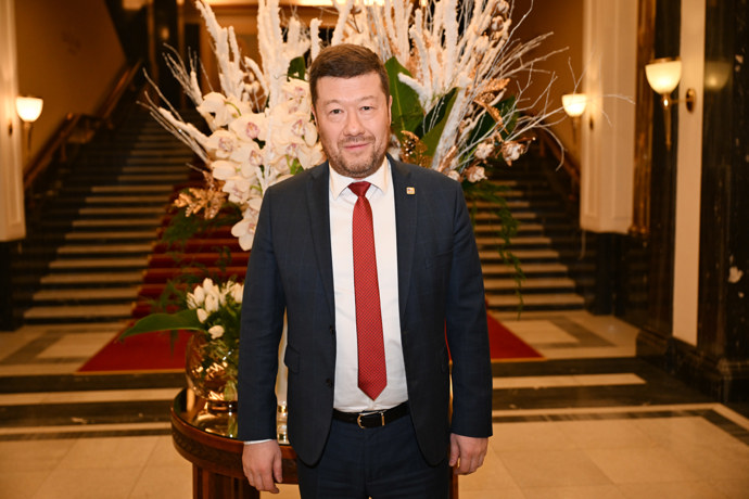 FOTO: Tomio Okamura ve společnosti. – stránka 2