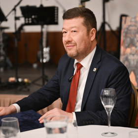 Tomio Okamura zavítal na akci Spolu s hasiči. 