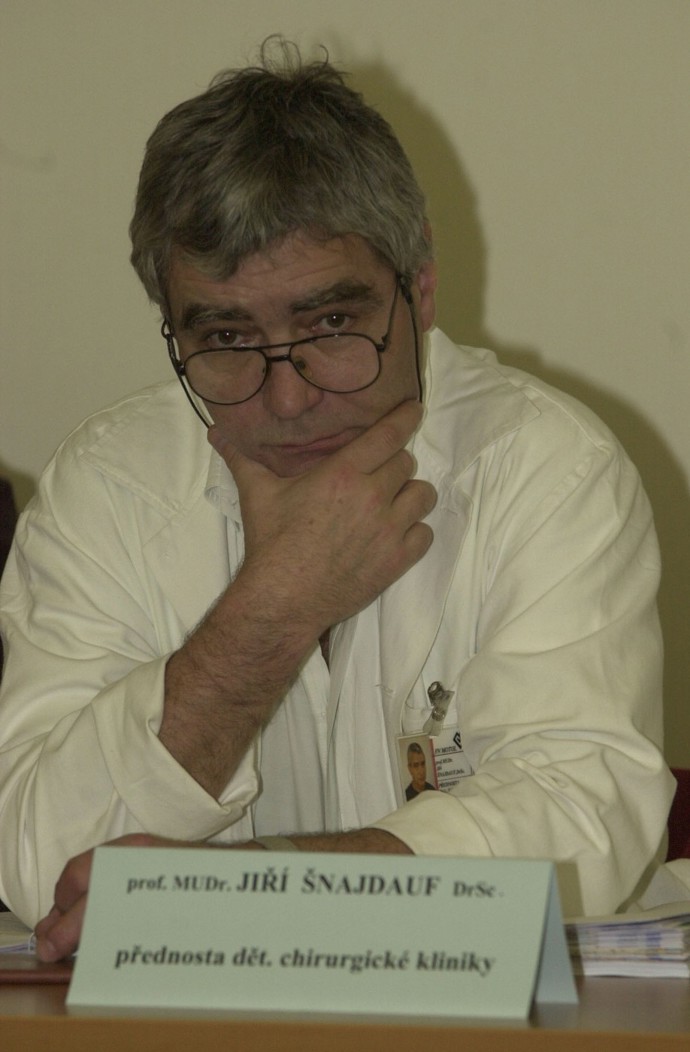 FOTO: Uznávaný chirurg Jiří Šnajdauf zemřel.