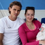 Denisa, Adam a malá Evelin na mistrovství ČR ve vícebojích. Adam stále aktivně závodí.