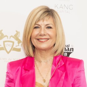 Glynis Barber alias seržantka Makepeaceová dramaticky změnila po padesátce make-up a nelituje. 