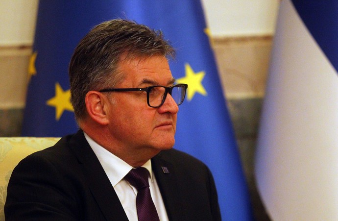 FOTO: Miroslav Lajčák si měl dopisovat s Jeffreym Epsteinem. – stránka 1