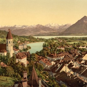 Rod Thunů pochází z jižního Tyrolska. 