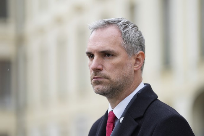 FOTO: Šéf Pirátů Zdeněk Hřib. – stránka 2