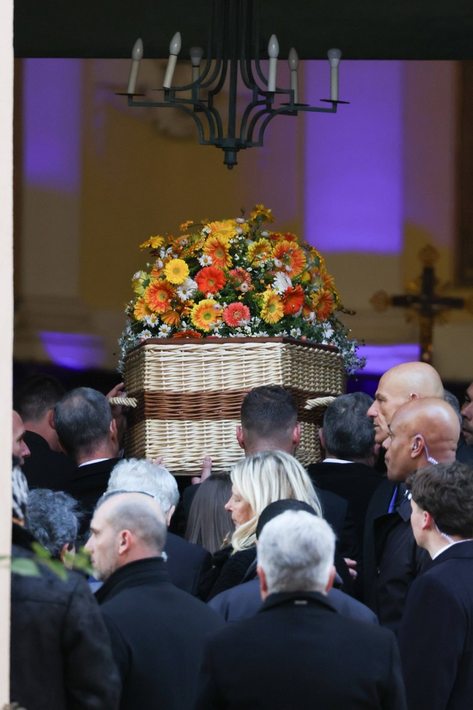 FOTO: Originální proutěná rakev. – stránka 4