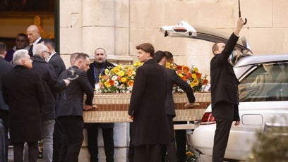 FOTO: Proutěná rakev s ostatky Brigitte Bardot.