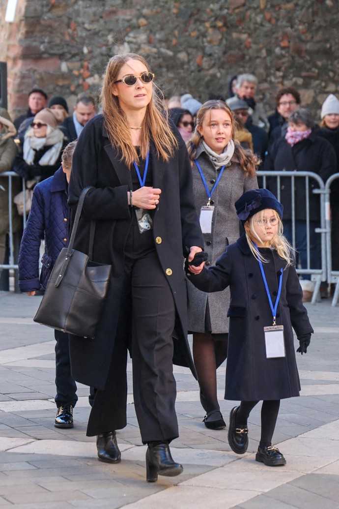 FOTO: Vnučka Brigitte Bardot Théa. – stránka 1