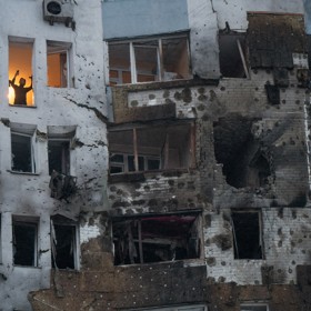 Rusko v noci zaútočilo na Kyjev. Při rozsáhlém útoku použilo i novou nadzvukovou střelu Orešnik.