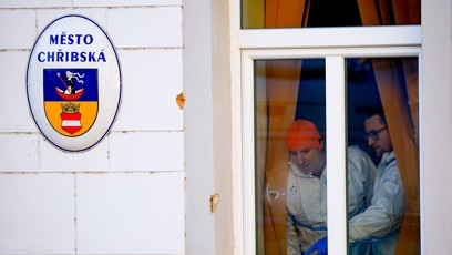 FOTO: Policisté po útoku v Chřibské.